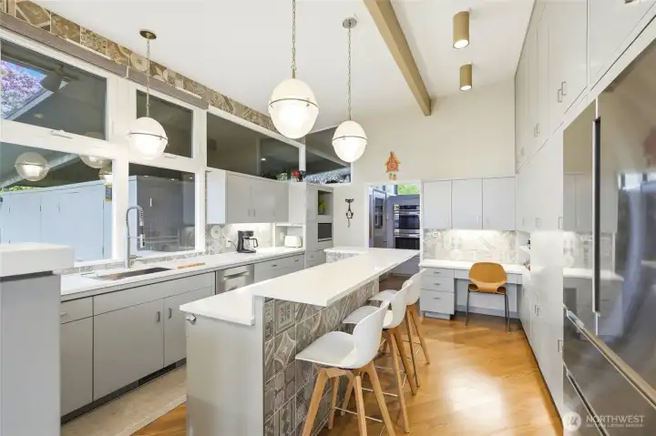 Breakfast bar for your morning coffee.