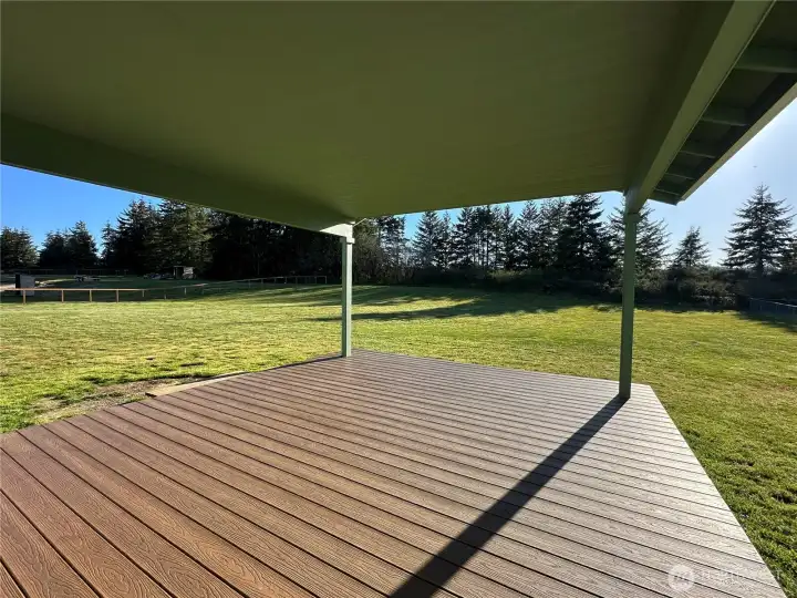 Large trex deck in backyard