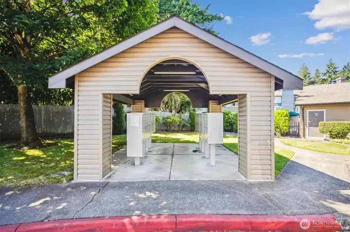 covered mailbox hub