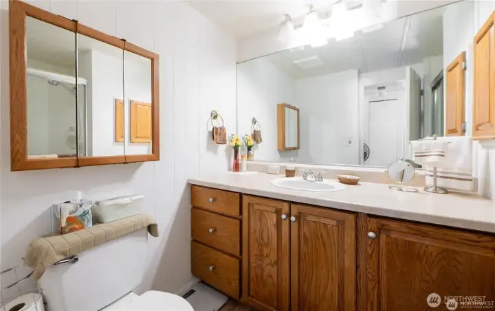 Bathroom space 424 Bathroom space 424