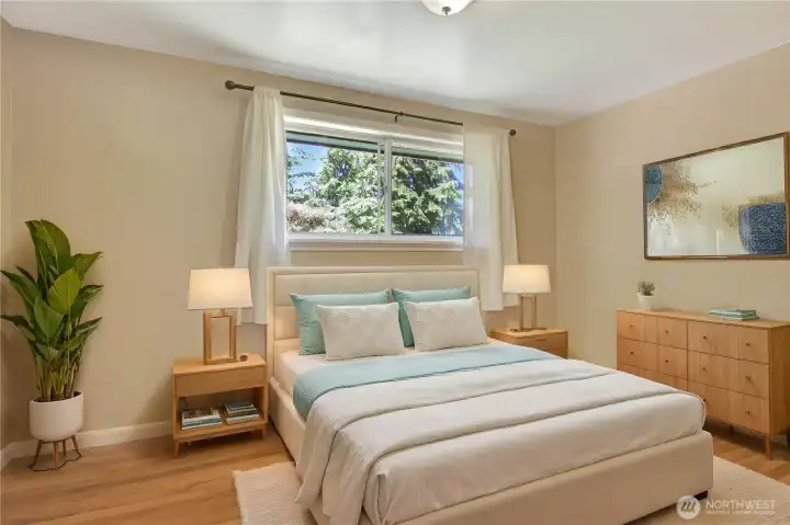Second bedroom with Virtual Staging Second bedroom with Virtual Staging