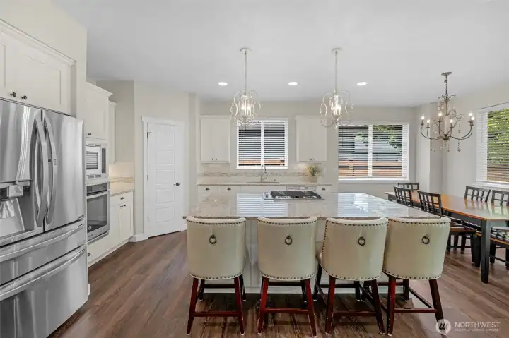 Stylish Off white Cabinets