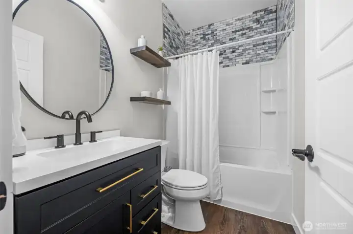 Main floor bath