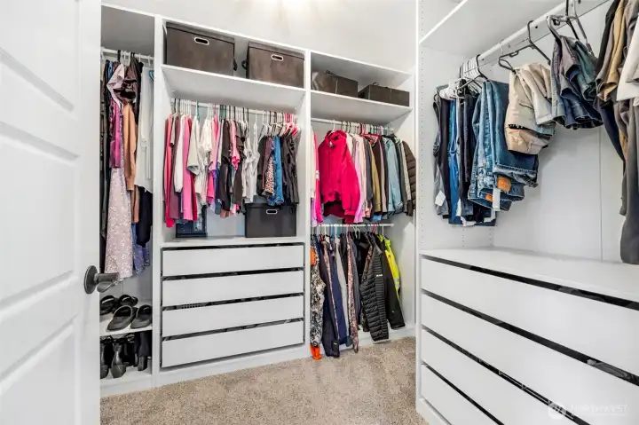 Custom closet