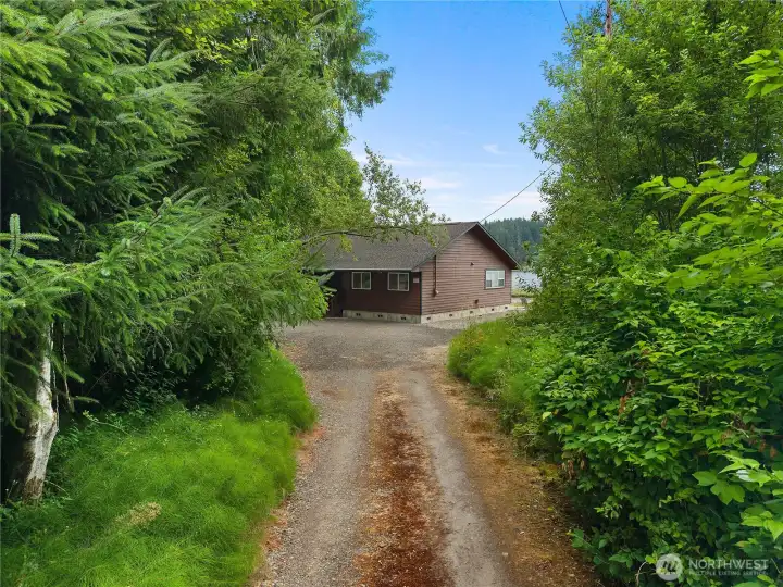 Nice long driveway secluded home Nice long driveway secluded home