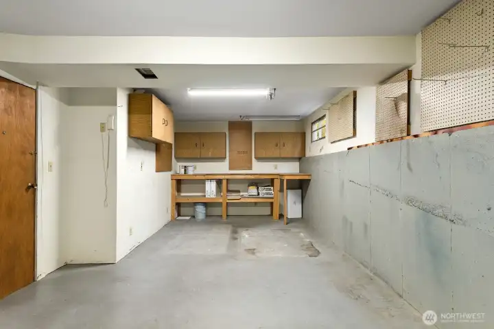 Additional one car garage with storage space