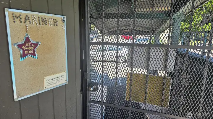 Entry has ramp not stairs