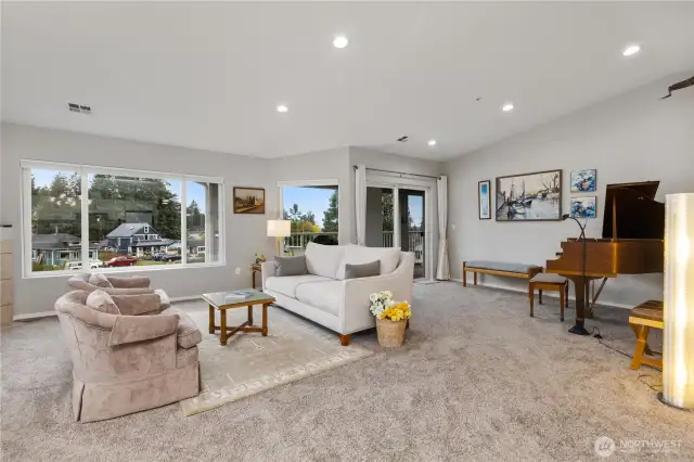 Space and light define the 1,700 Sq Ft corner unit with 10 windows.
