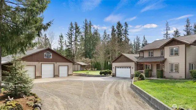 3.59 Acres with 2700 Sq ft SHOP/Accessory Dwelling