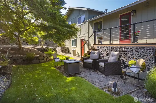 This Backyard has been consistently maintained, keeping the lawn and landscape healthy and visually appealing, and it feels like your own Private Park! This is a great place to get some shade and relax.
