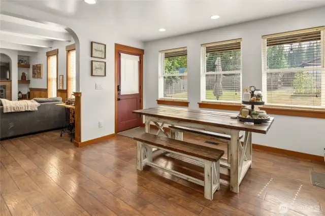 Dinning area off the kitchen