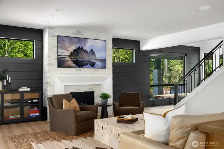 Room for large pieces of furniture