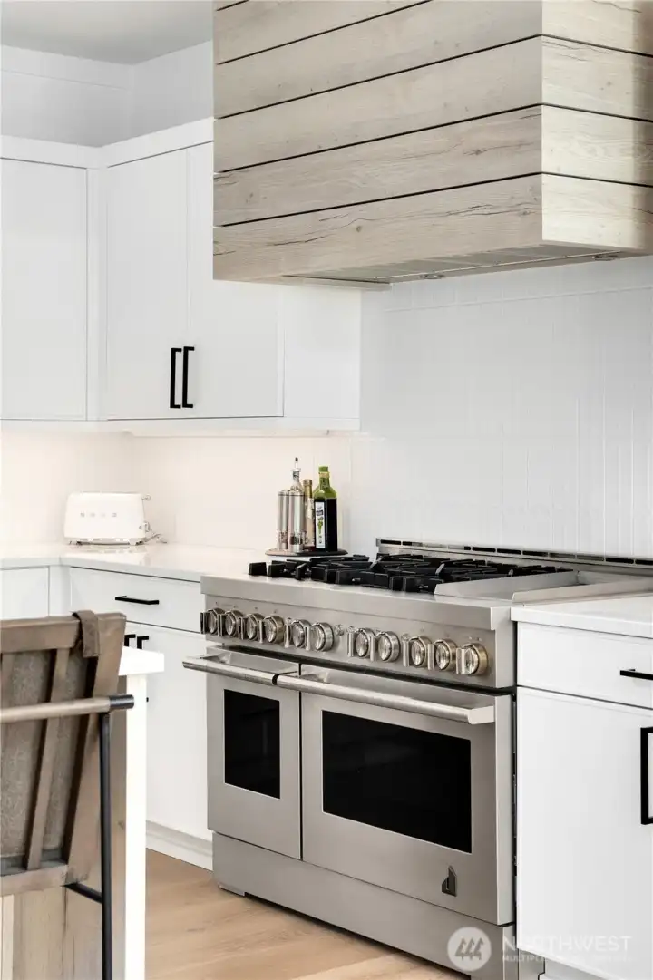 Classy vent/double ovens