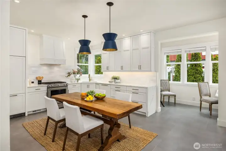 Just off the kitchen is a cozy nook suitable for dining, a play area or an office.