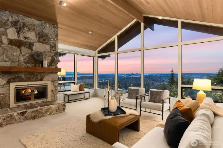 Walls of windows frame the ever-changing scenery.