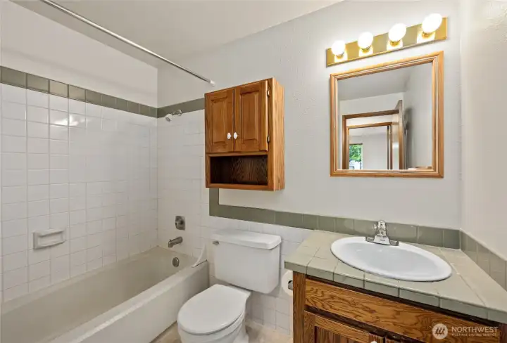 Main Guest Bath