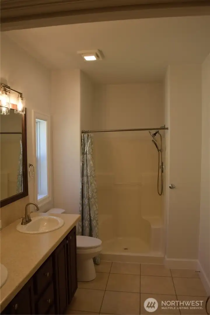 Step in Shower/Master Bathroom