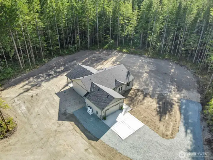 The property is set in a tranquil setting on the back lot all alone.