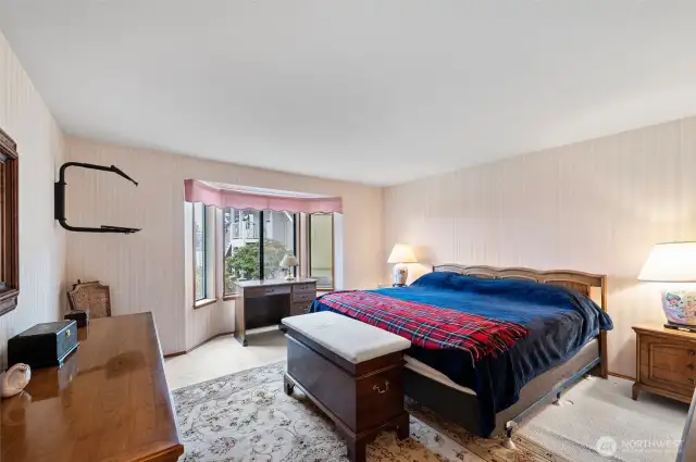 6553 Primary Bedroom with view of sound.