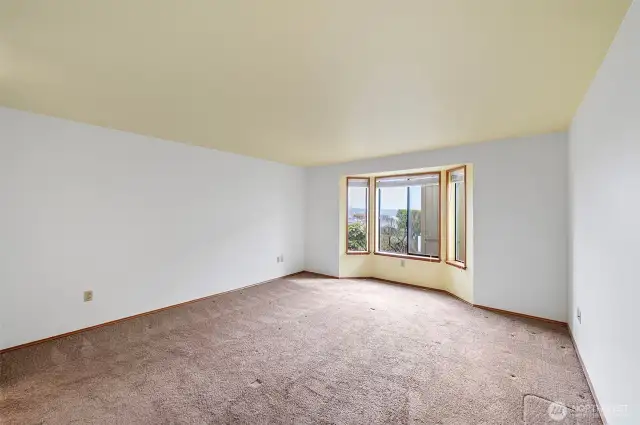 6551 Primary Bedroom with Sound view.