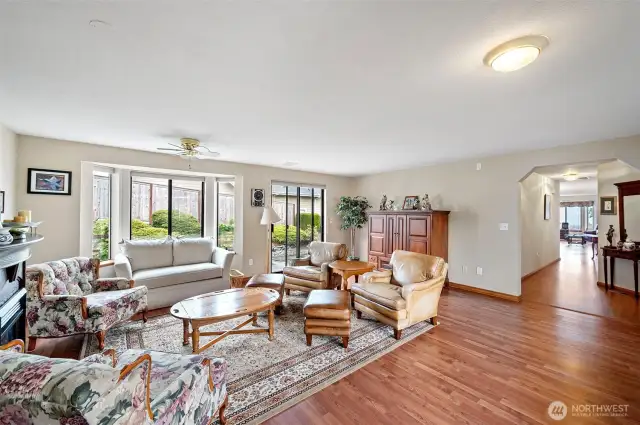View of 6553 front living room.