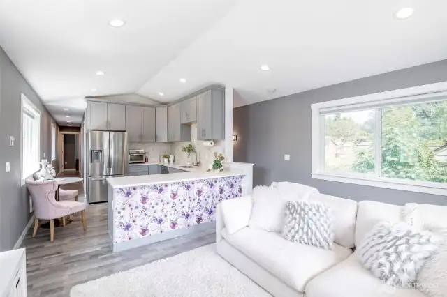 Spacious eating bar. The wall paper is easily removable.