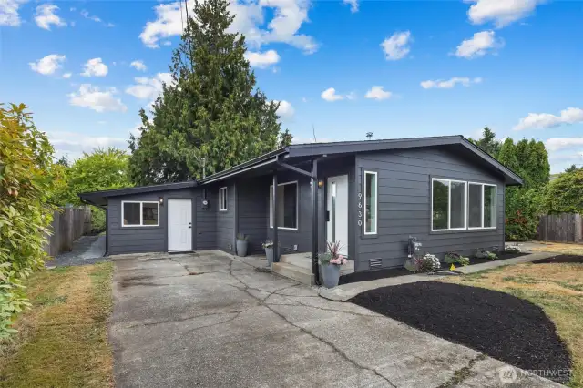 Welcome home to your remodeled Everett Rambler!
