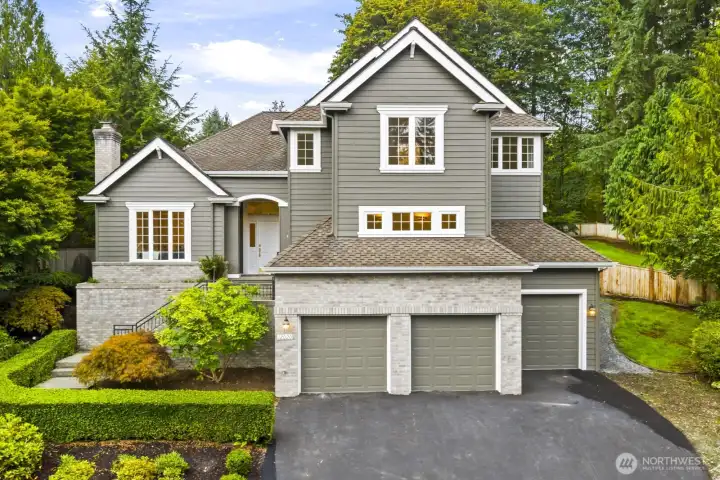 Beautifully updated Burnstead built home in a quiet cul-de-sac.