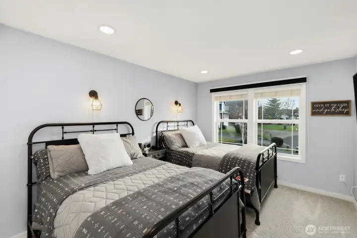 Huge bedrooms upstairs!