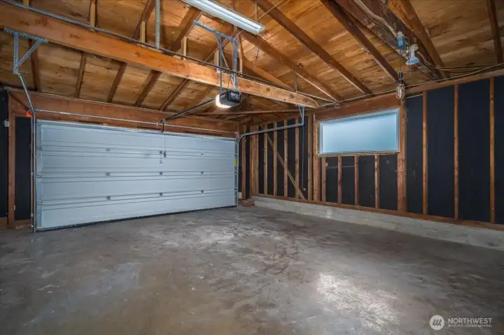 Attached 2 Car Garage