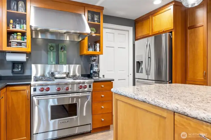 Wolf range with commercial grade hood.