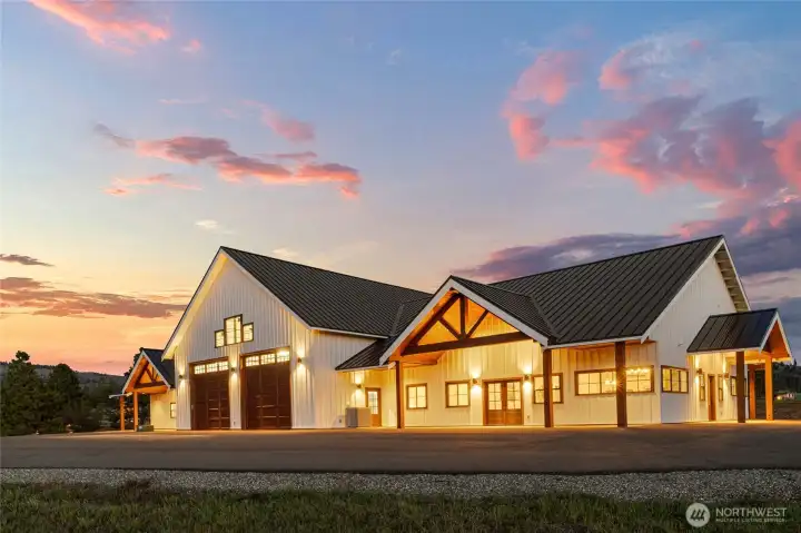 Rear view of the building, with the living area on the right and the remainder dedicated to the shop space