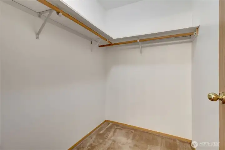 Walk-in closet