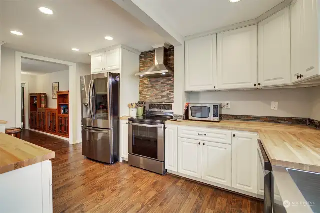 Look at this kitchen!