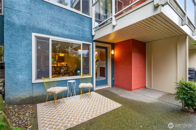 Coffee or Cocktails w/ room for BBQ or grilling