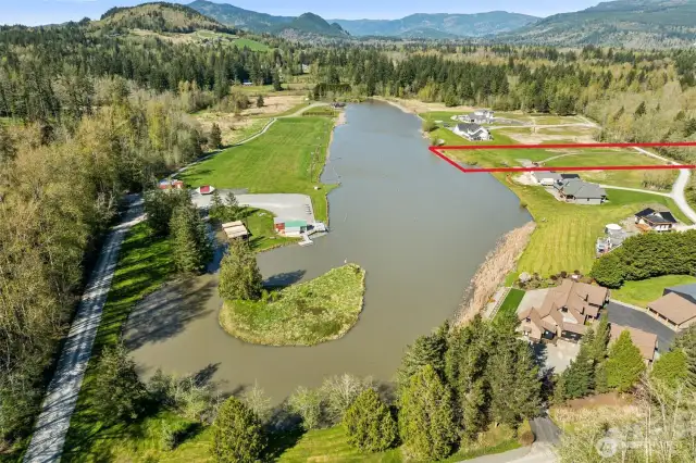 Bow Lake private ski lake w/ Community Marina Area