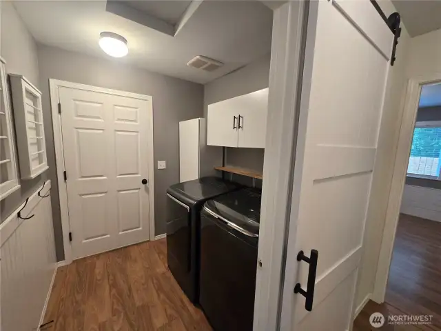 Utility Room leads to garage