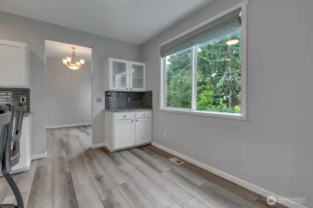Great eating space in kitchen