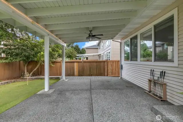 Fantastic covered back patio, perfect for year round entertainment