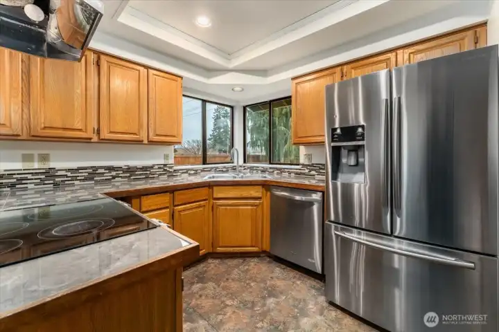 Kitchen with newer appliances