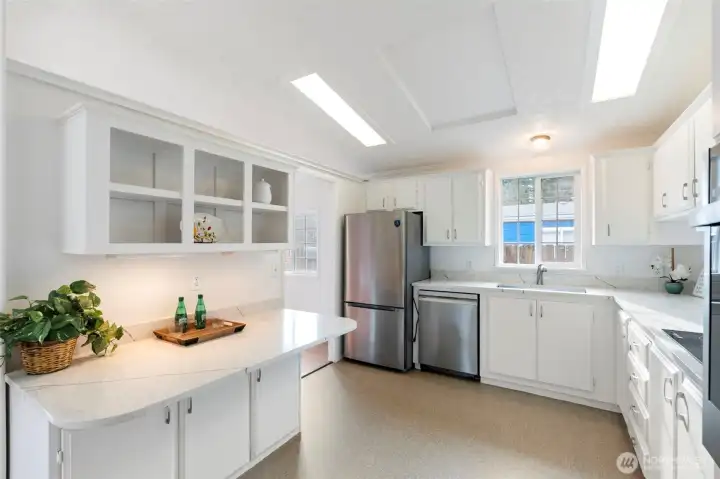 Large kitchen with new appliances