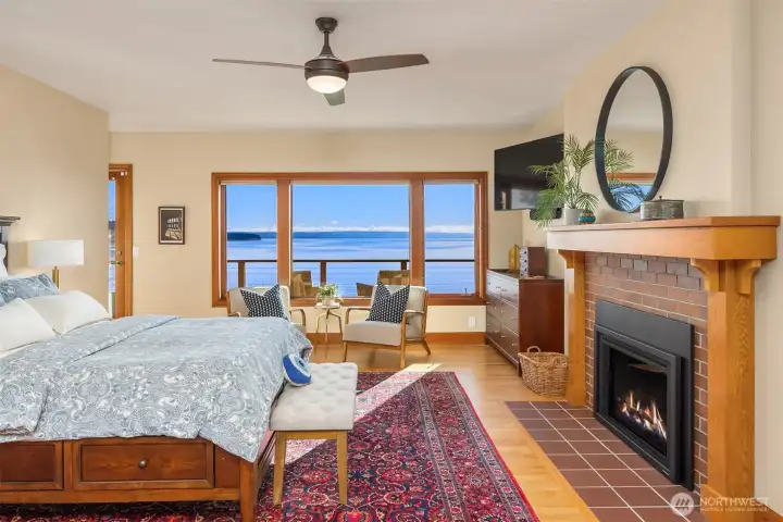 STUNNING primary bedroom!