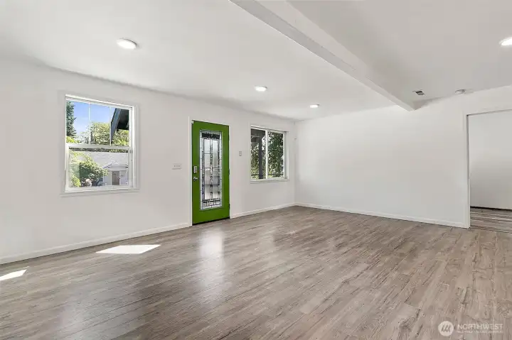 Spacious Living room