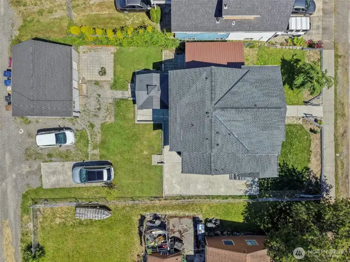Pleanty of Parking and an RV pad