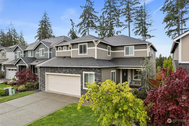 Embrace the true essence of home as you create unforgettable memories in this adaptable haven right in the heart of Gig Harbor.