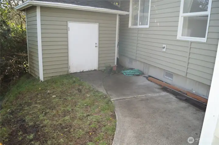 Shed