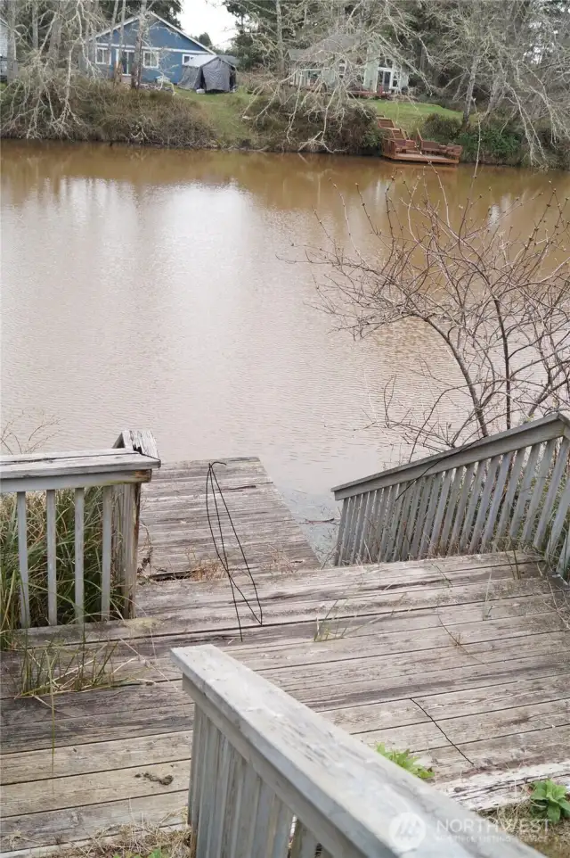 Steps/dock on canal
