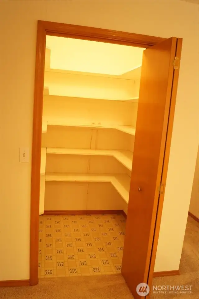 Walk-in pantry