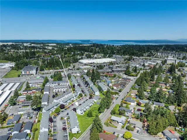 Convenient location, close to shops, restaurants and more. Also located close to freeways for easy commute.