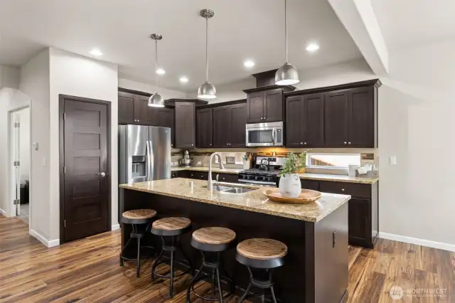 Large Beautiful Kitchen